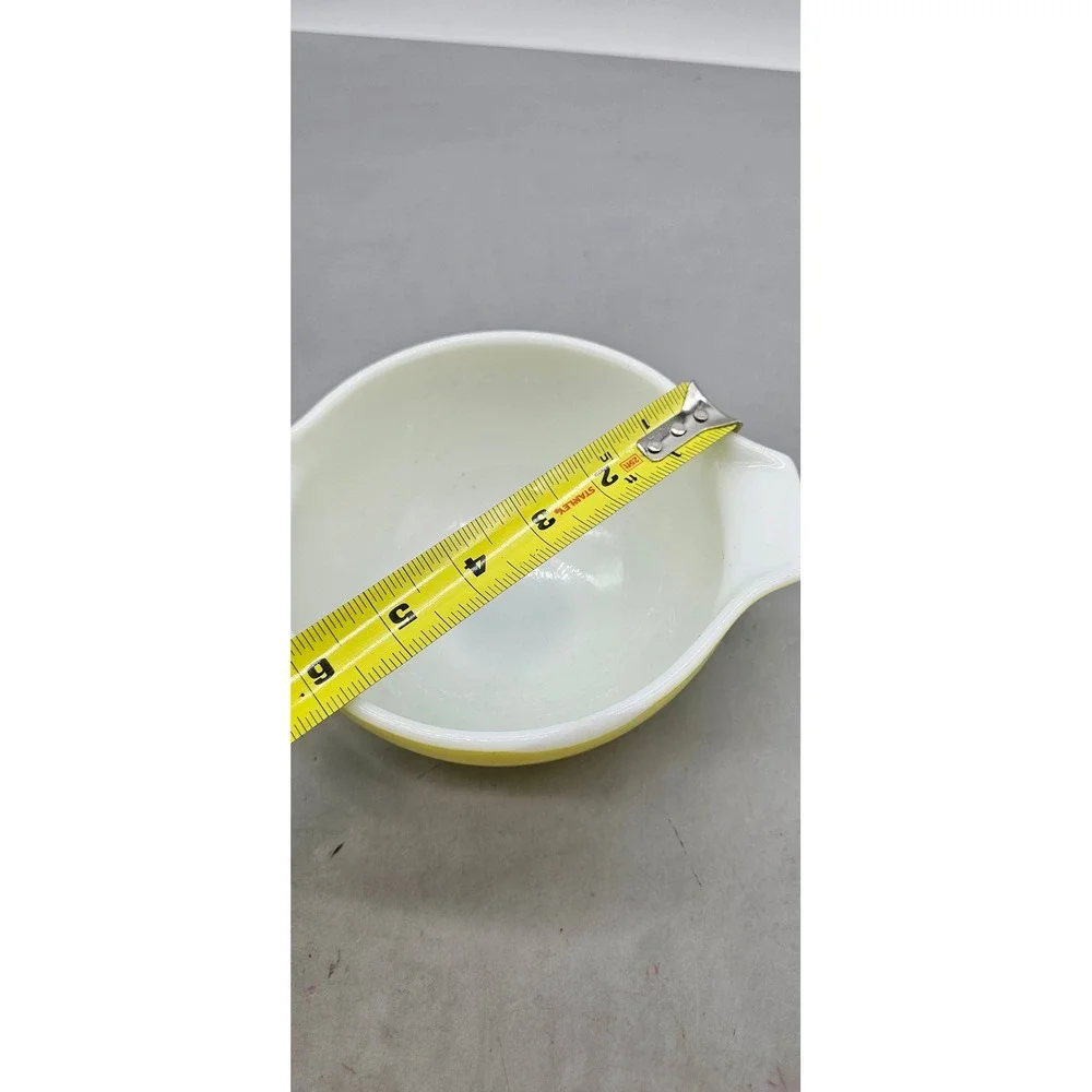 Vintage Pyrex 441 Yellow Cinderella Mixing Bowl 1.5 Pint Small Nesting Bowl USA